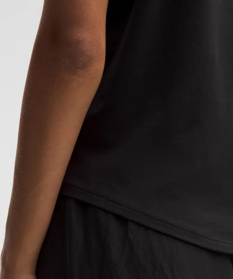 Playera Lululemon Love Crewneck — Negro